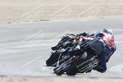 media/Oct-05-2025-CVMA (Sun) [[beeef4f201]]/Race 10-Formula Lightweight Twins Shootout/